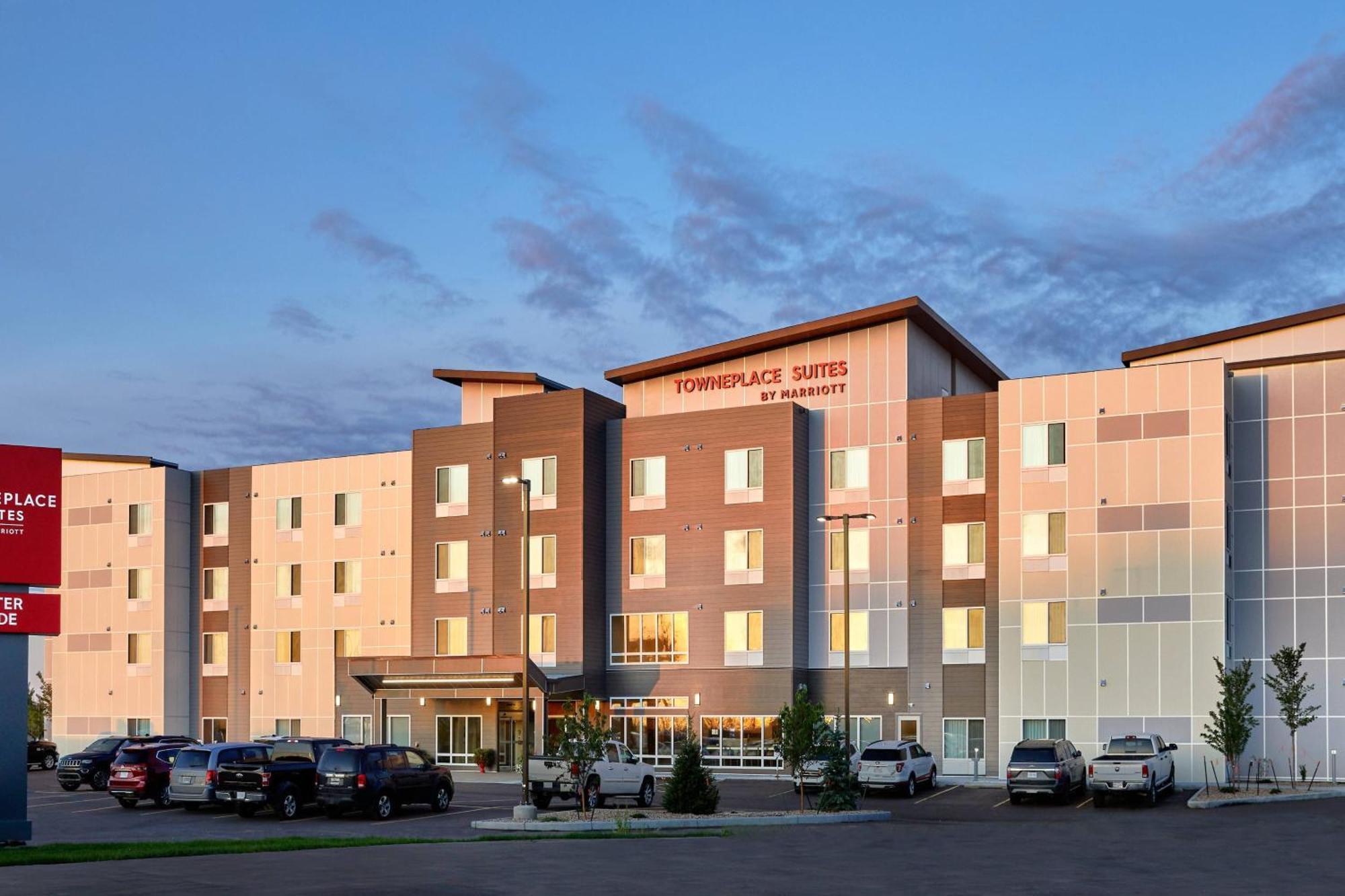 Towneplace Suites By Marriott Fort Mcmurray Exterior photo